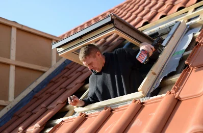 Pose de fenêtres de toit Velux à Étriché